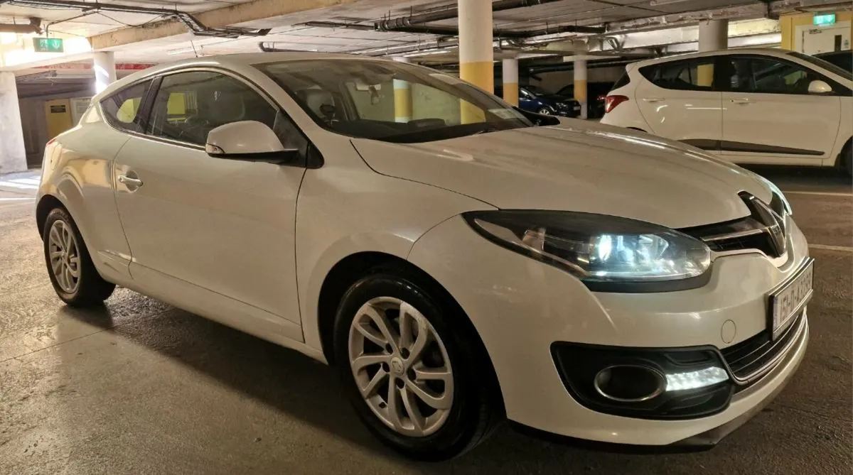Renault Megane Dinamique 1.5 DCI - Image 4
