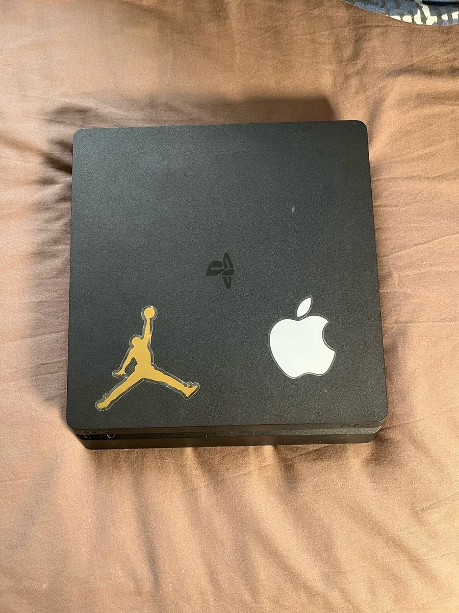 Ps4 with accessories - Image 1