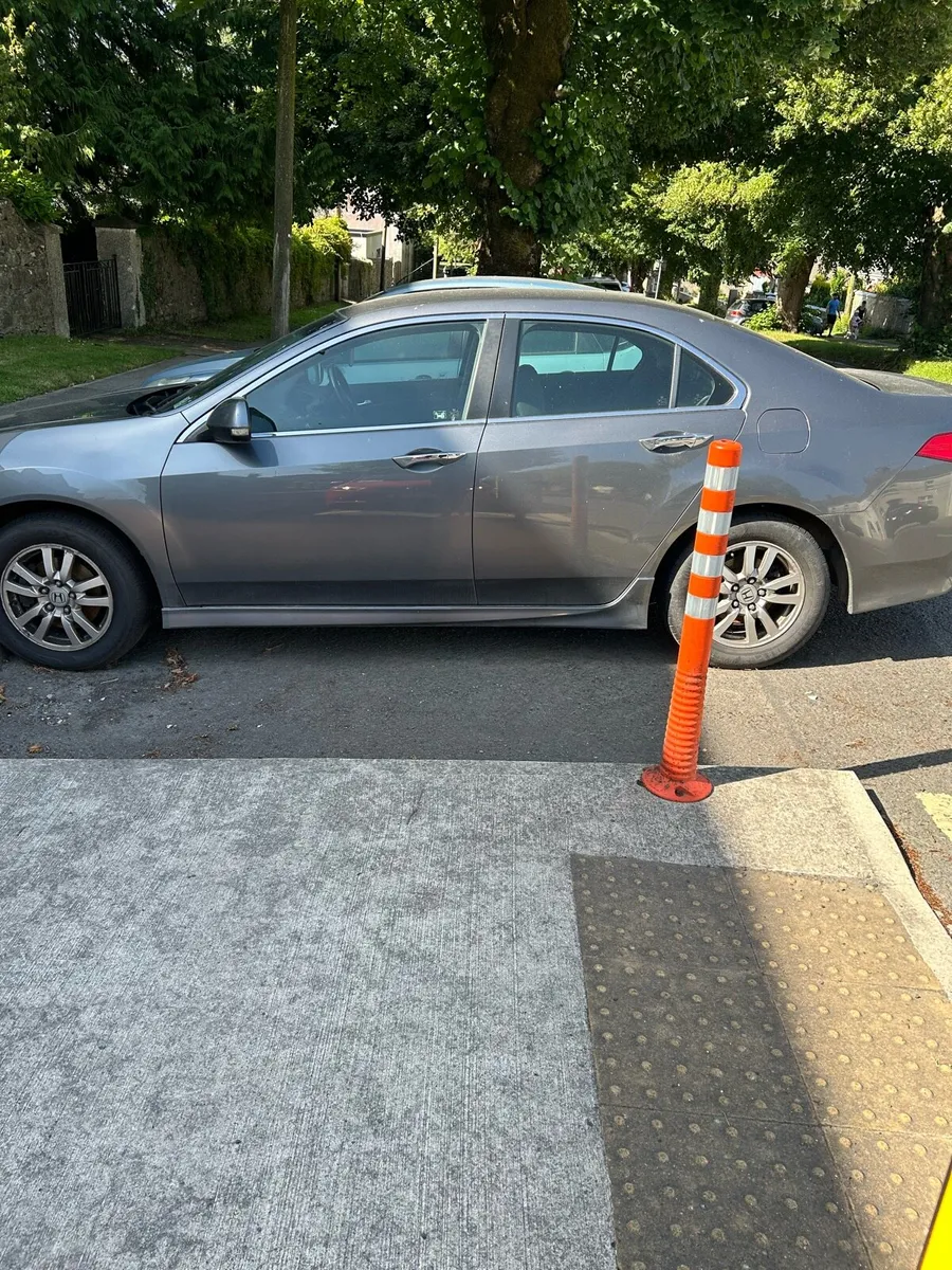 Honda accord Type S (needs new engine) - Image 1