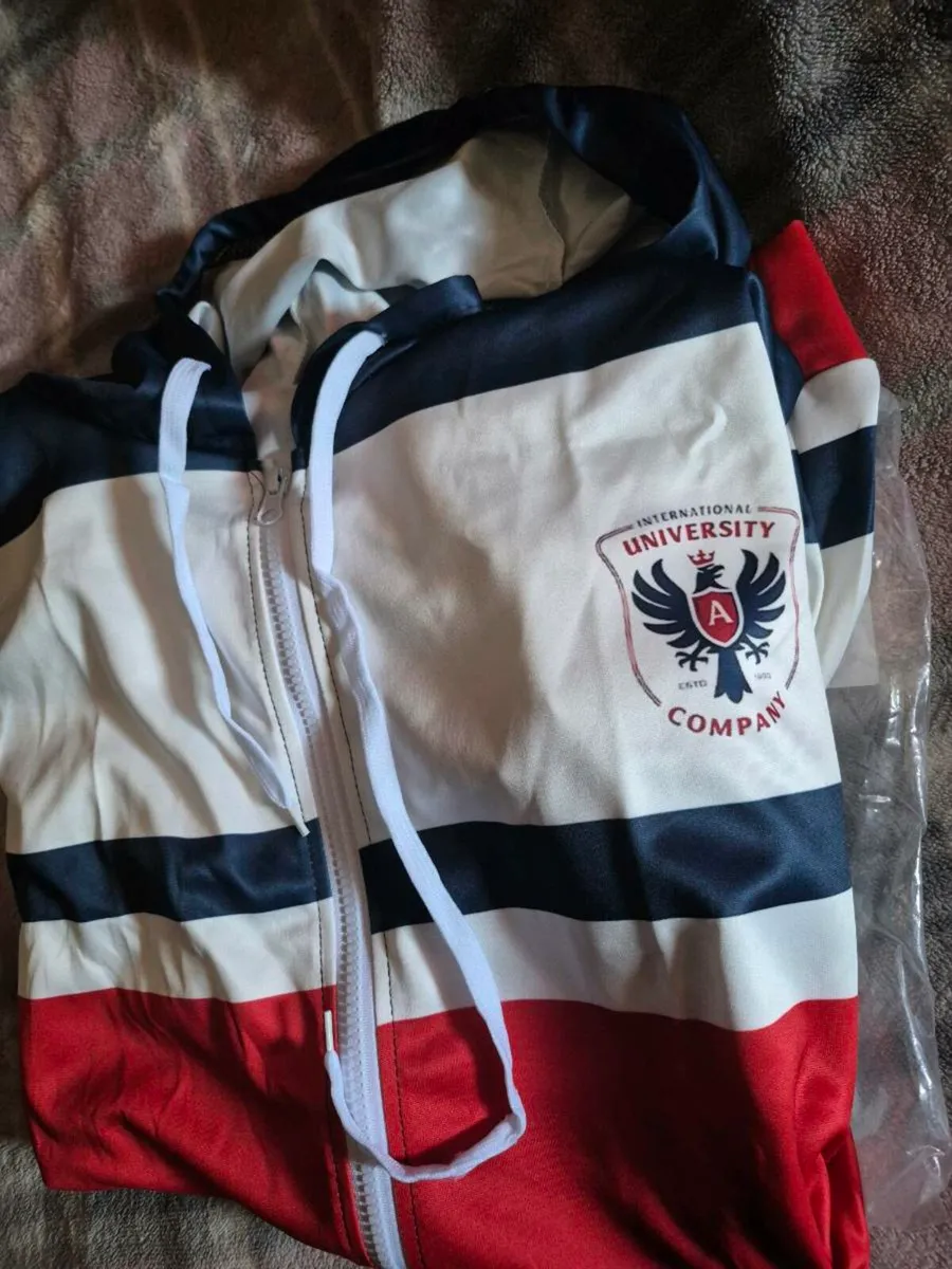 2 NEW HOODIES - Image 4