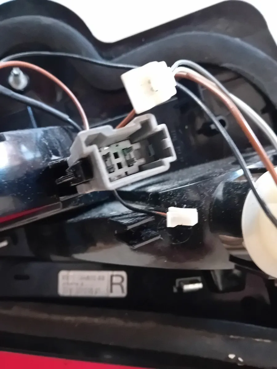 Tailgate light Mondeo Estate 2014 - Image 2