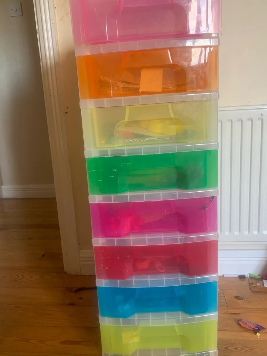 Rainbow storage - Image 1