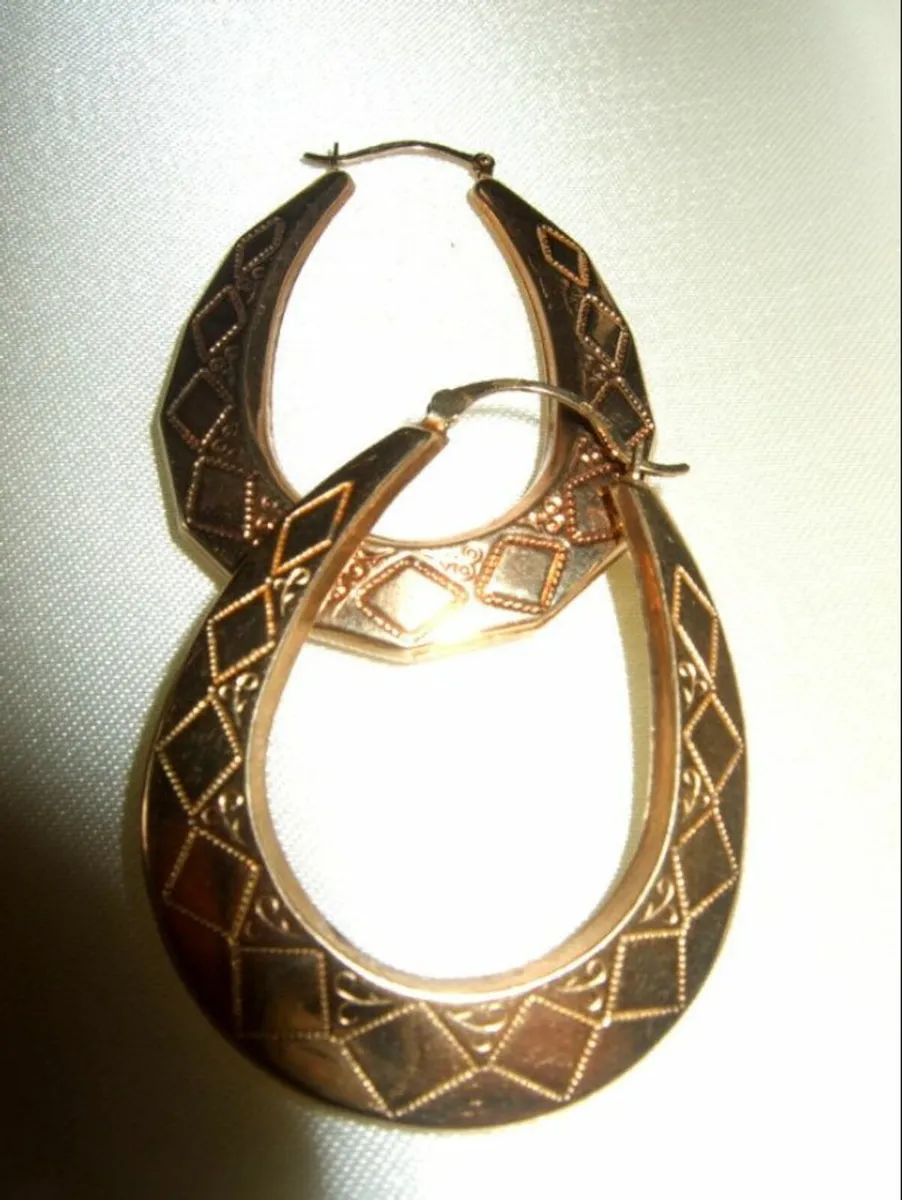 Vintage Hallmarked 9ct Gold Large Hoop Earrings - Image 4