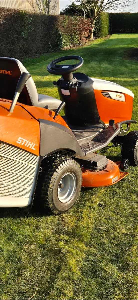 Stihl ride on mower - Image 2