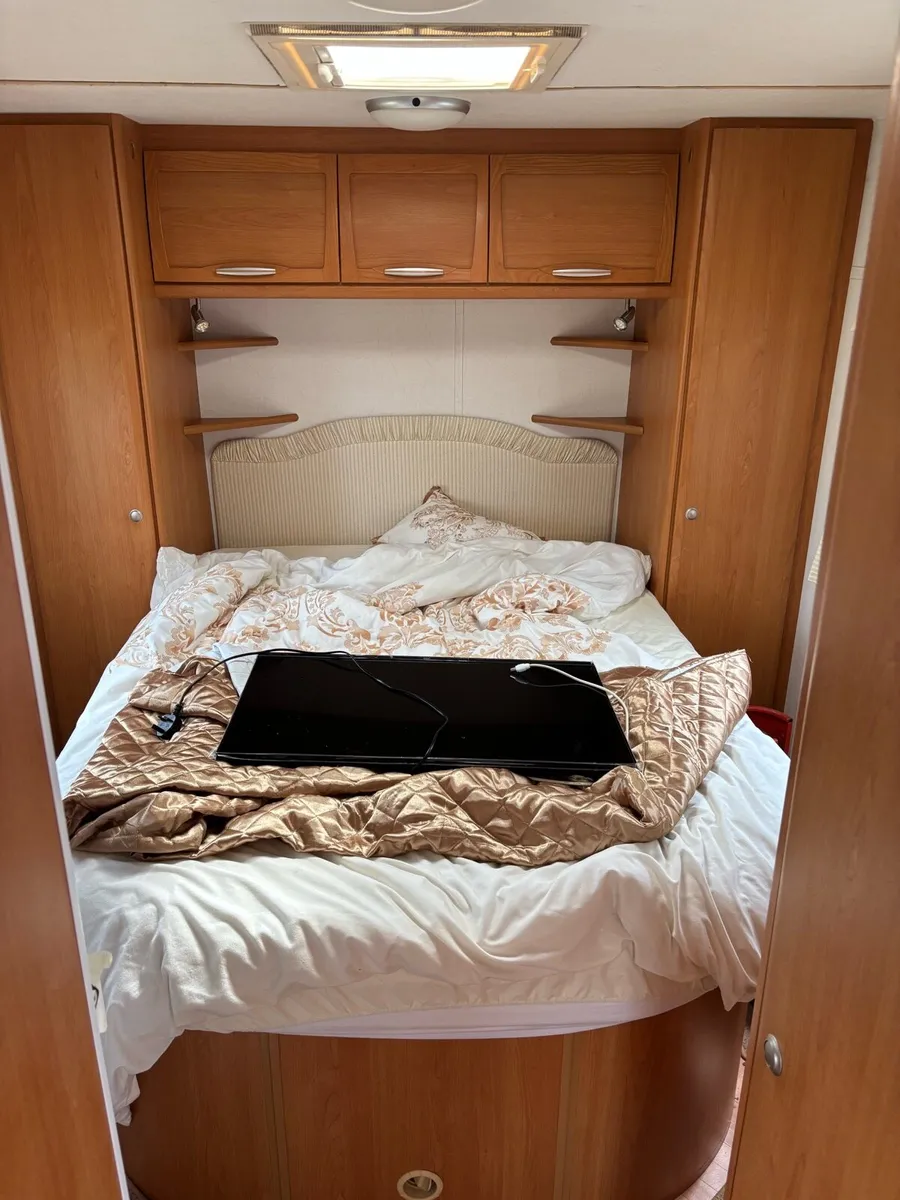 Lunar lexon island bed layout - Image 4