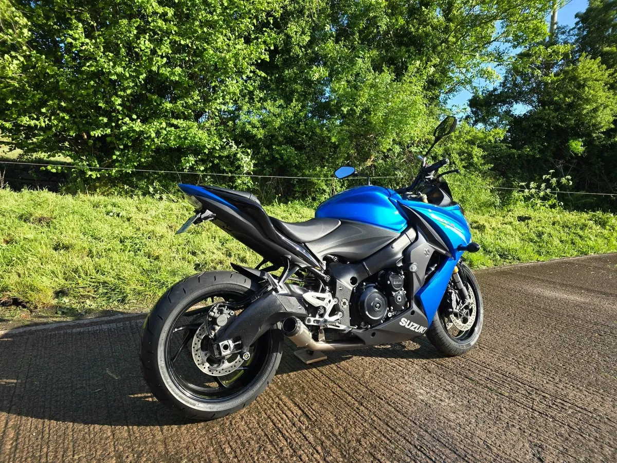 Suzuki GSX - S 1000 F - Image 3