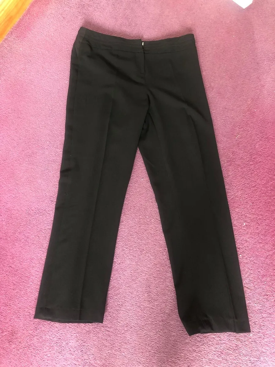 Jeans and Pants - Image 3