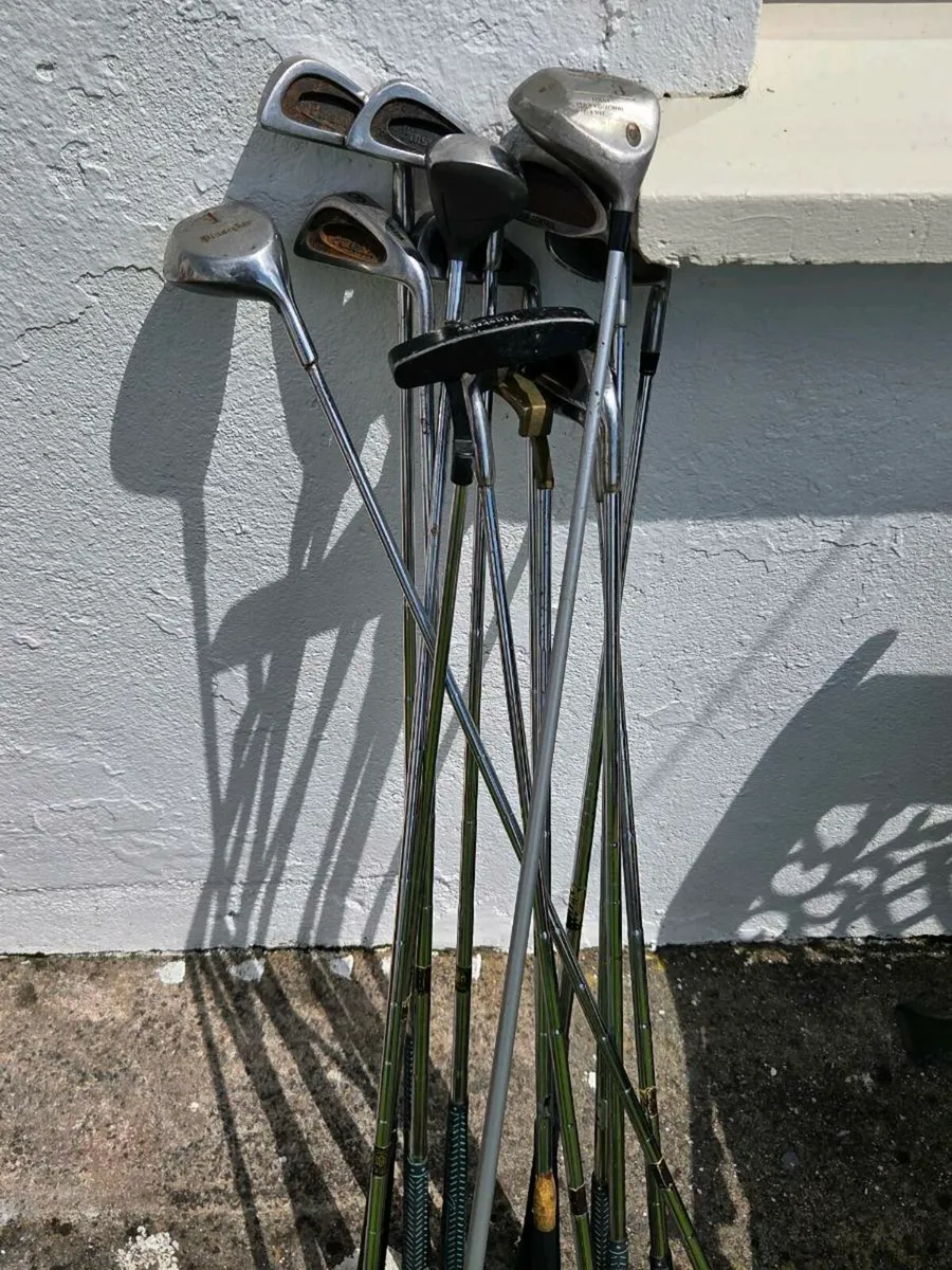 Golf clubs and bag - Image 3
