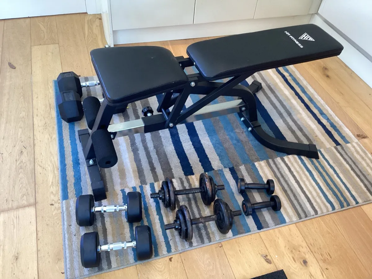 Weights bench with assorted weights - Image 2