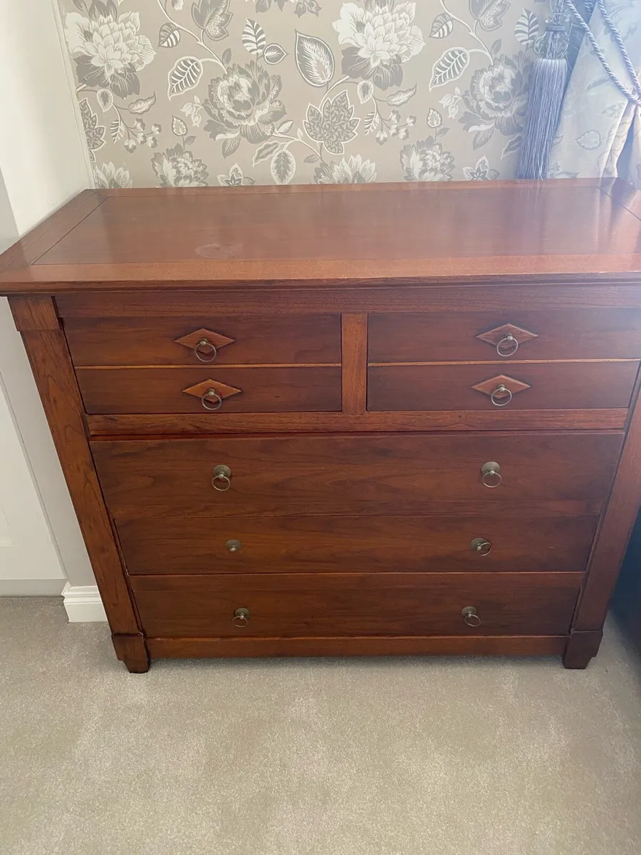 Chest of drawers and 2 matching lockers - Image 3