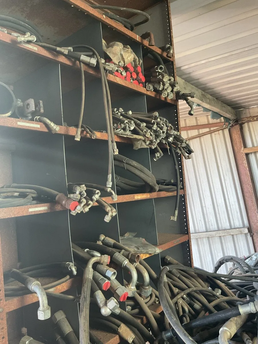 Hydraulic hoses used/unused - Image 2