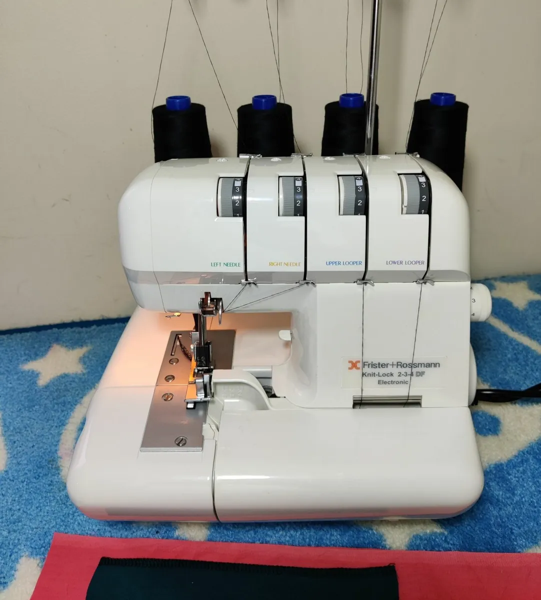 Overlocker machine - Image 1