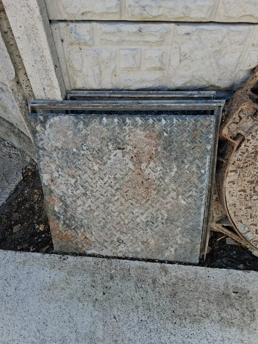 4 Drain cover - Image 3