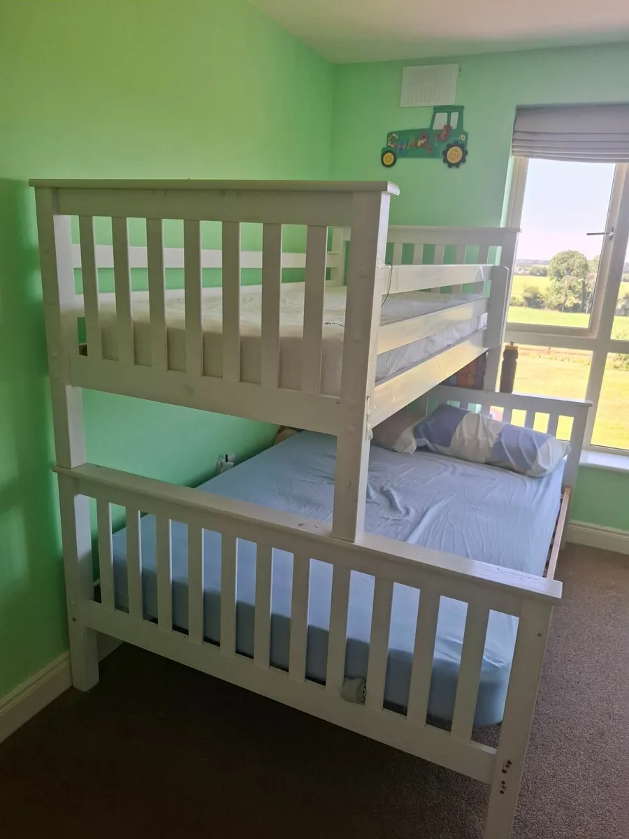 Triple bunk beds - Image 2