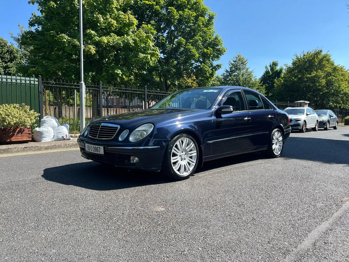 Mercedes e200 avantgarde - Image 3
