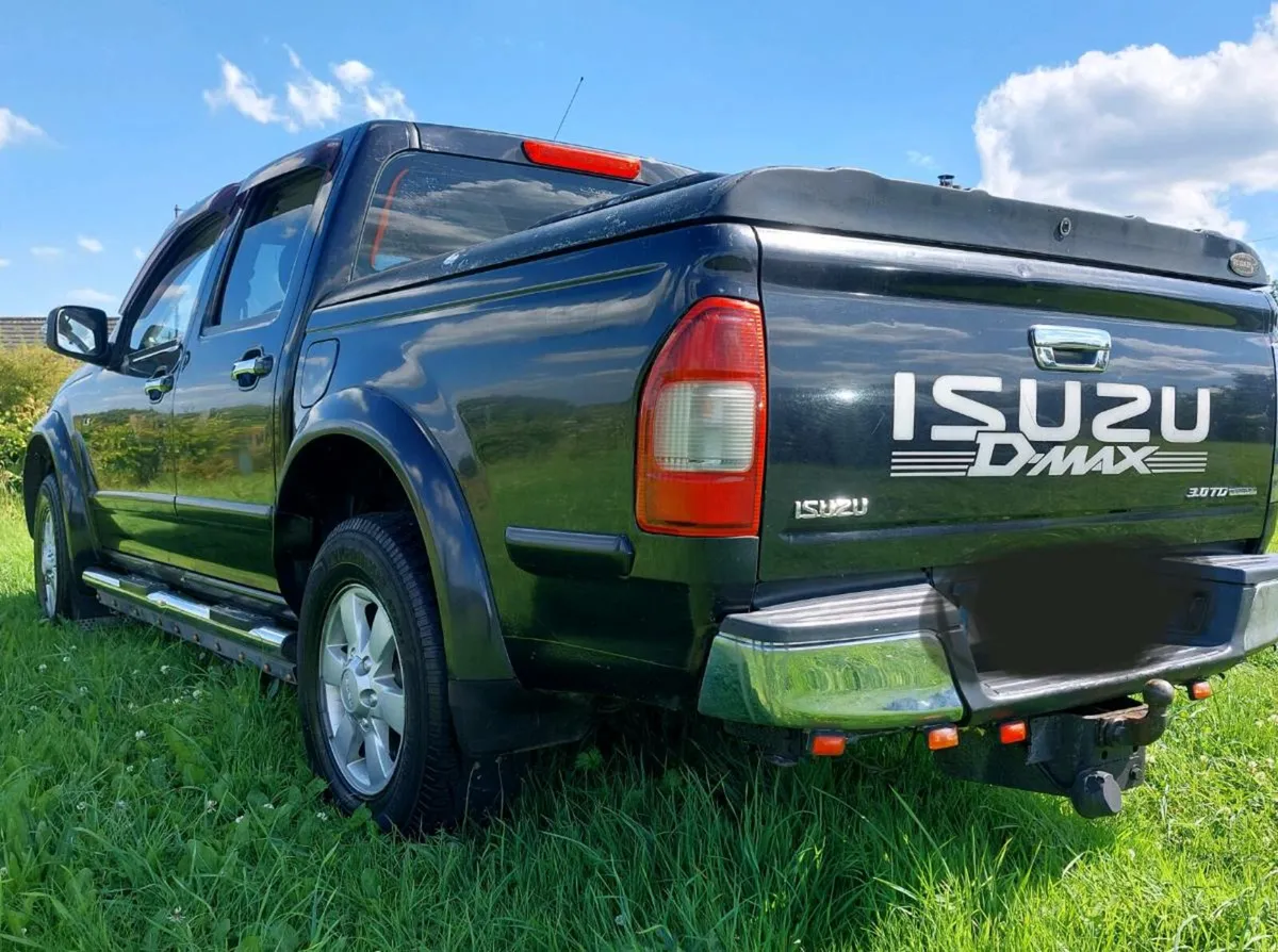 ISUZU D-MAX - Image 3