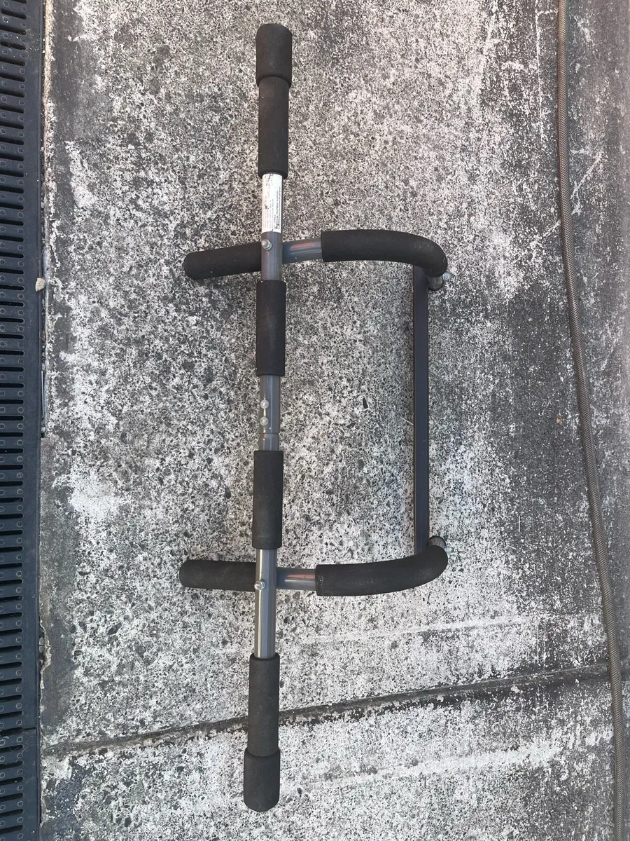 Door pull bar - Image 1