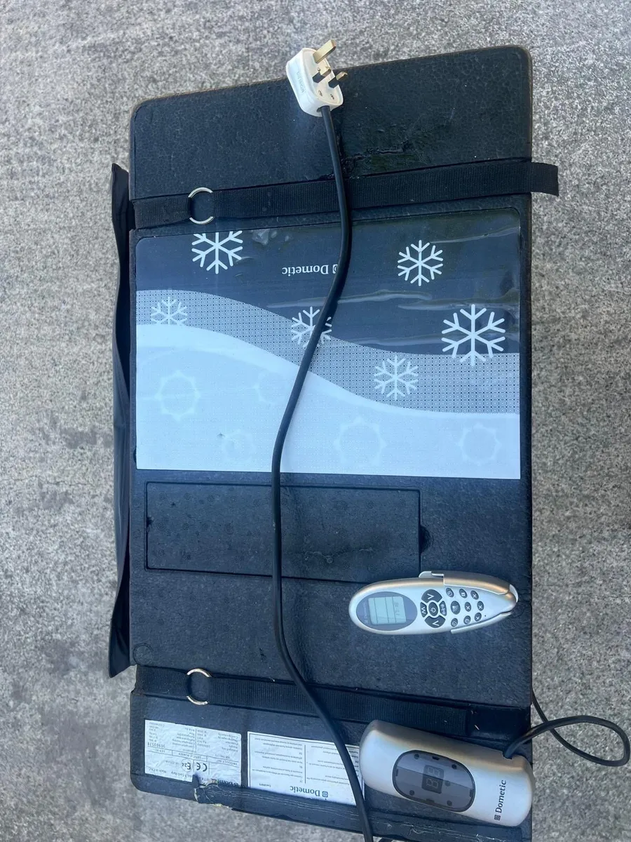 Dometic 3000 Under Bench Air Conditioning Unit - Image 4