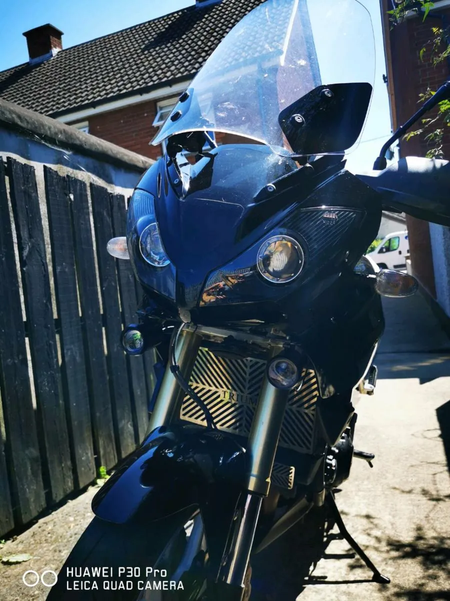 Triumph Tiger 1050 abs - Image 1