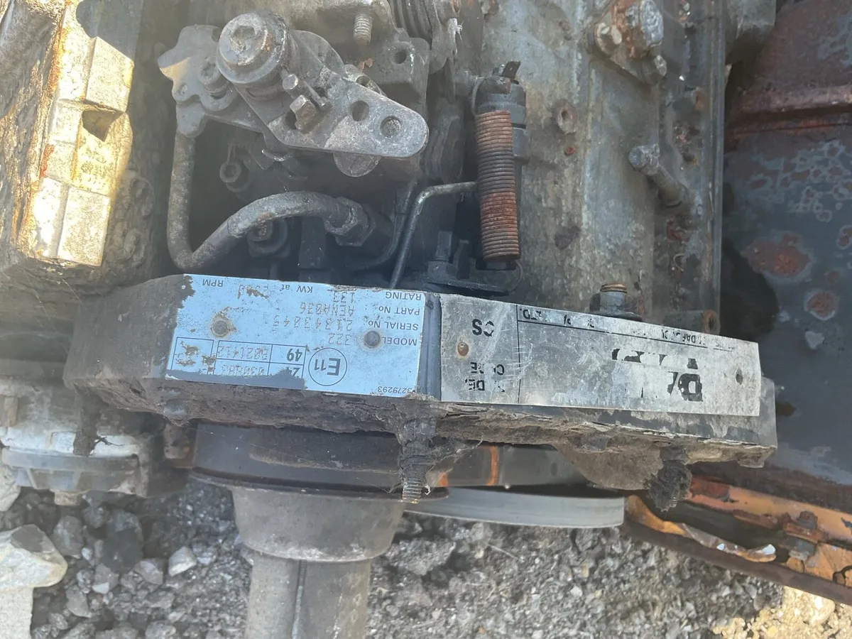 Cummins 6 Cylinder Engine - Image 4