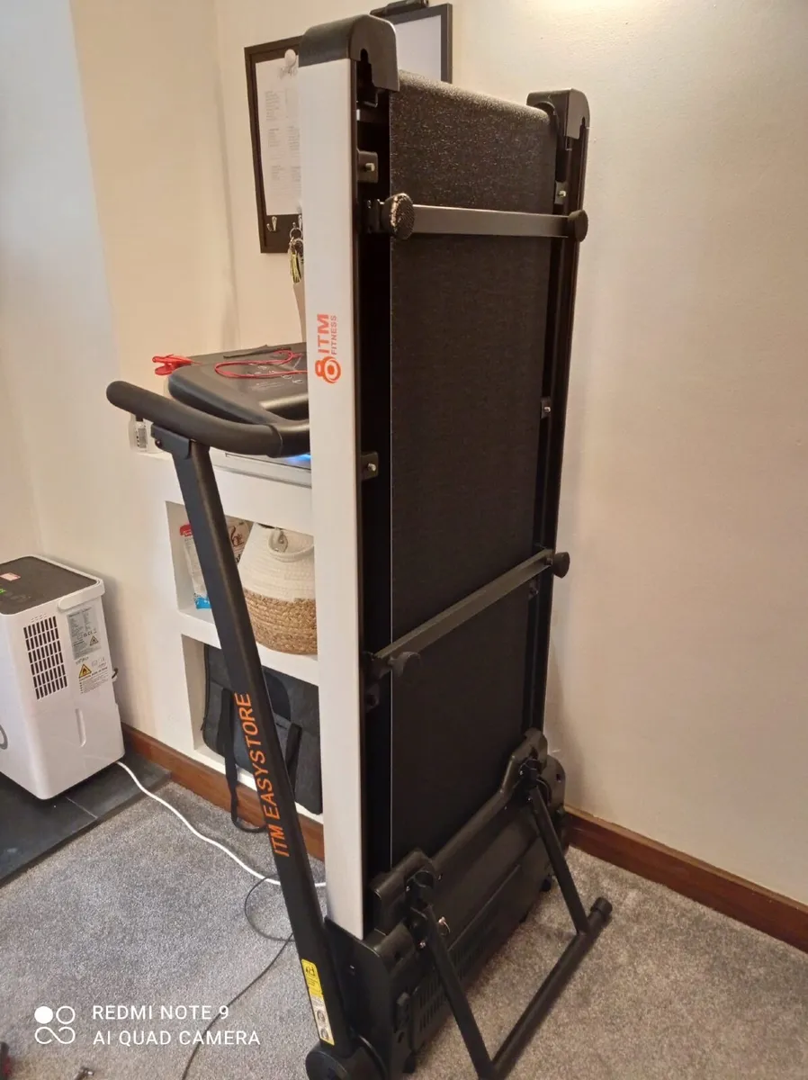 Foldable treadmill - Image 2
