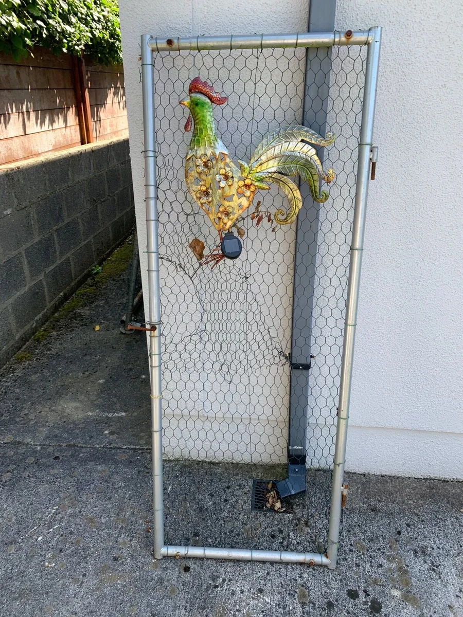 Chicken Coop - Image 2