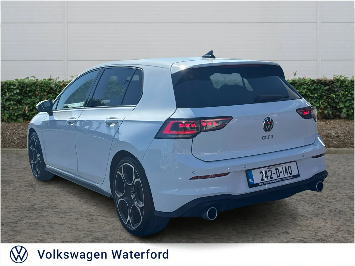 Volkswagen Golf 2.0 TSI 245HP GTI DSG - Image 4
