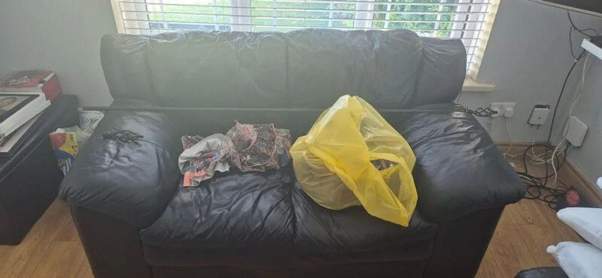 sofa - Image 1