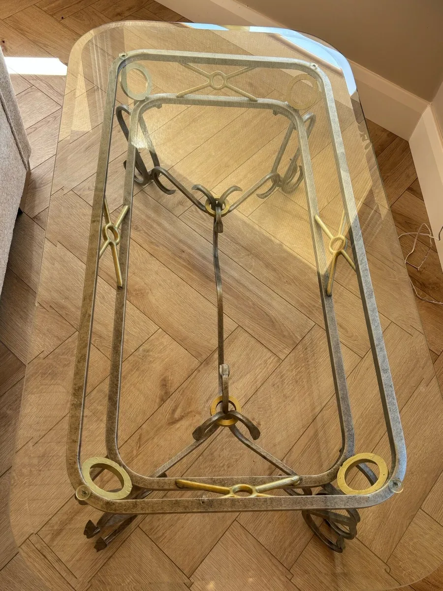 Glass coffee table - Image 1
