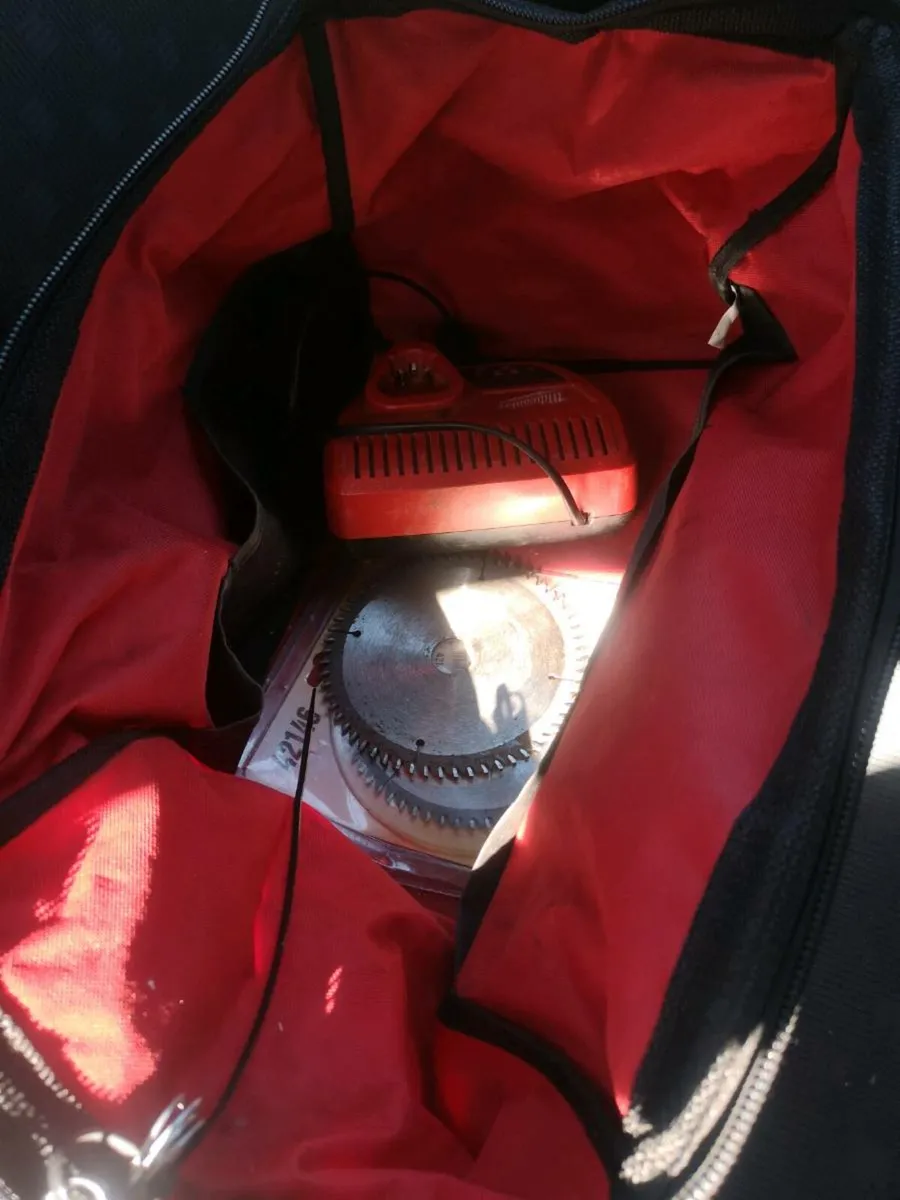 Milwaukee m12 skillsaw m12ccs44 - Image 2