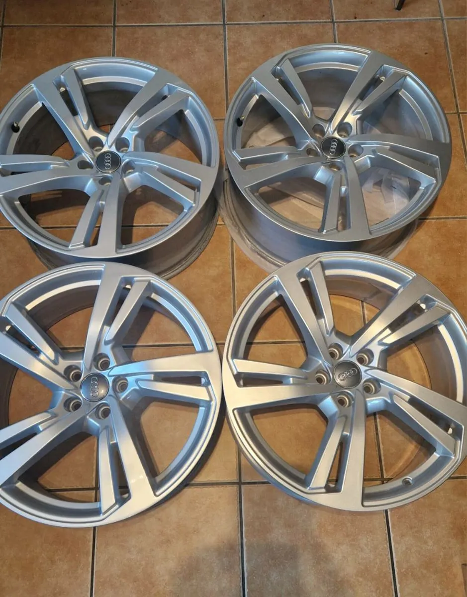 Audi 20" alloys - Image 1