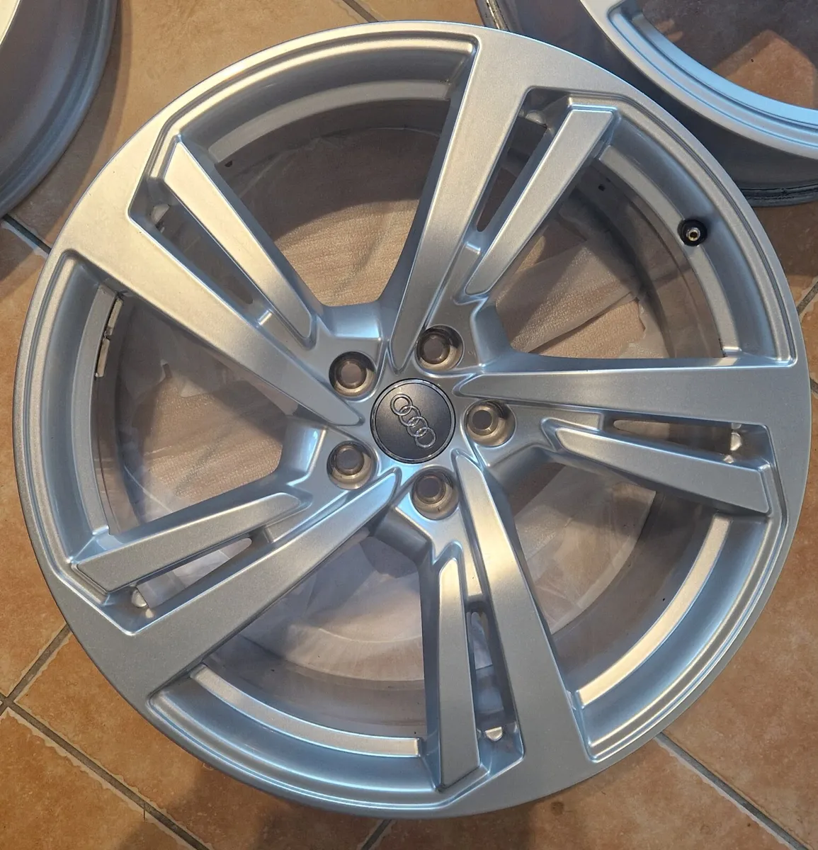 Audi 20" alloys - Image 3