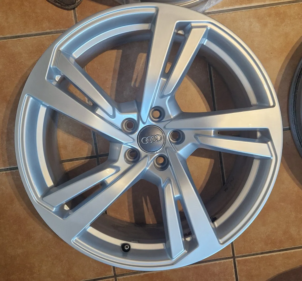 Audi 20" alloys - Image 4