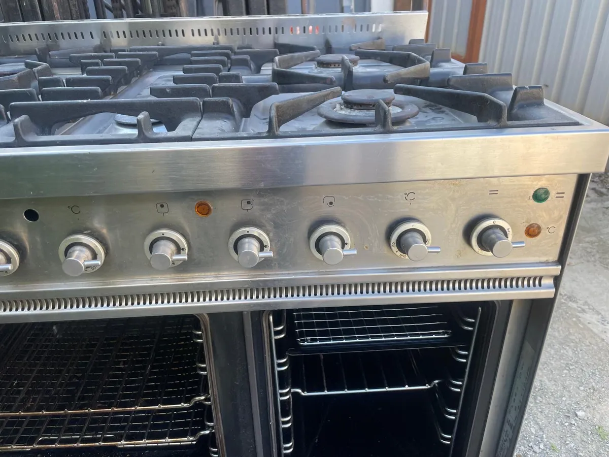 Range Oven - Image 2
