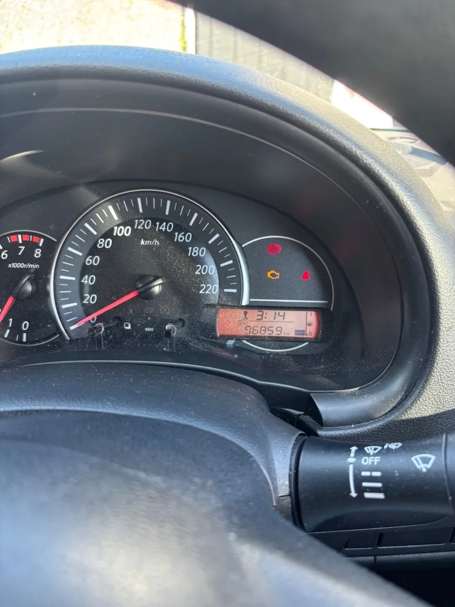Nissan Micra 2014 - Image 2
