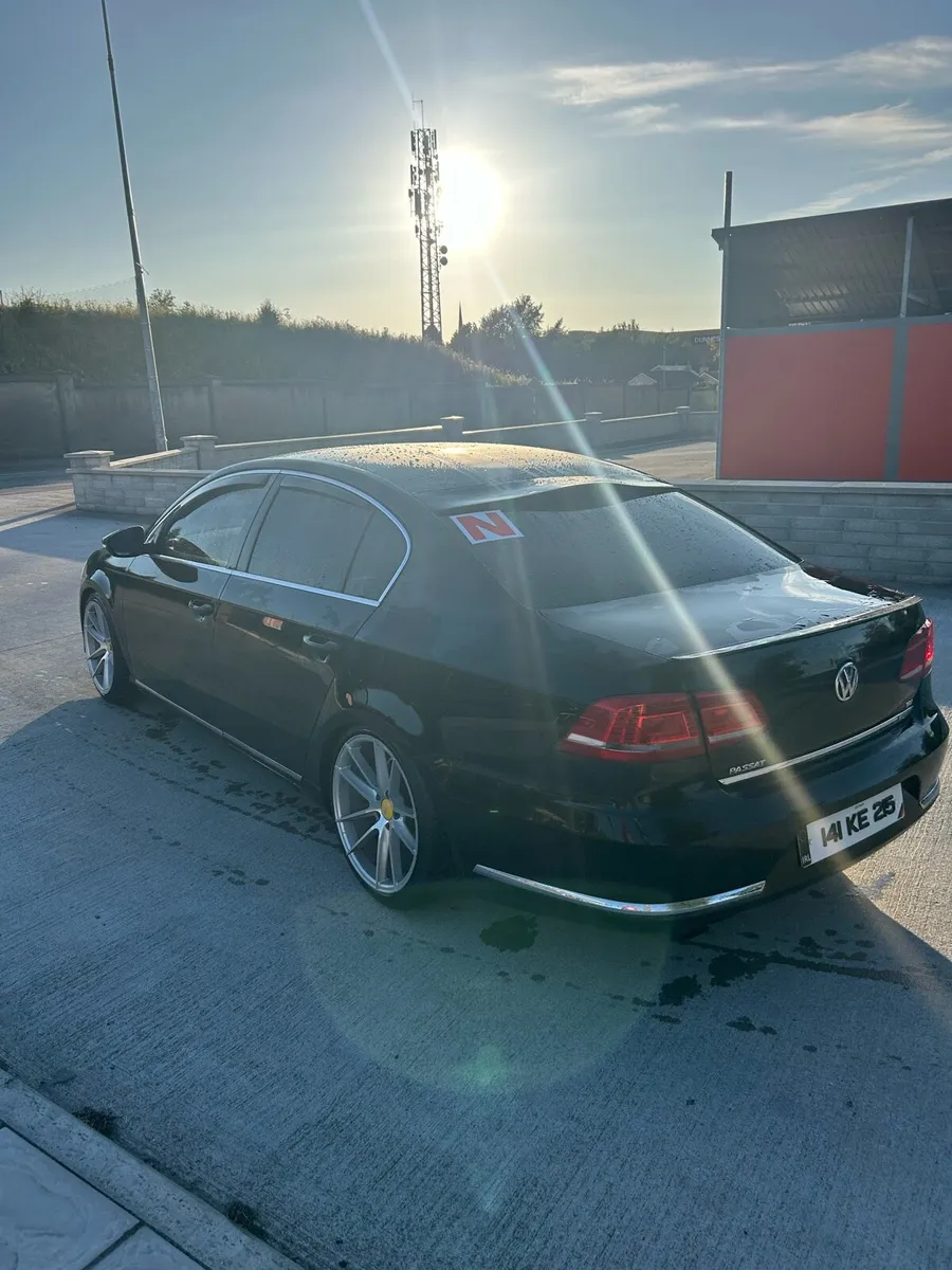 Volkswagen Passat Highline - Image 3