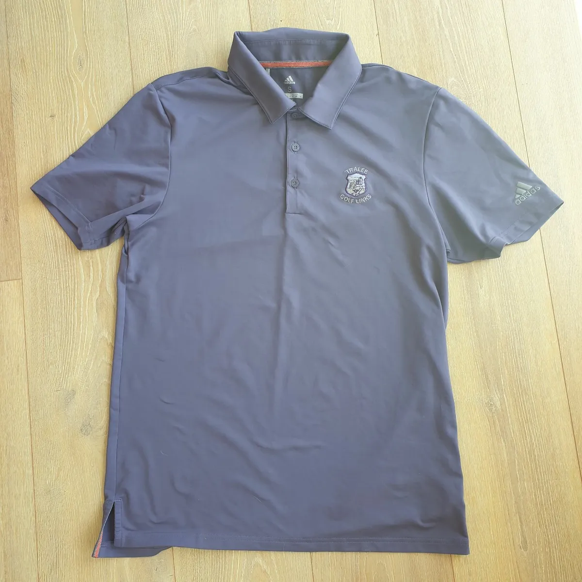 Adidas Tralee golf links polo shirt size small - Image 1