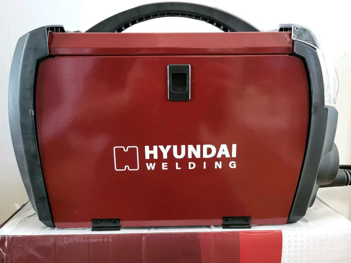 WELDER HYUNDAI HG-200 MIG/MAG/TIG/MMA - Image 4