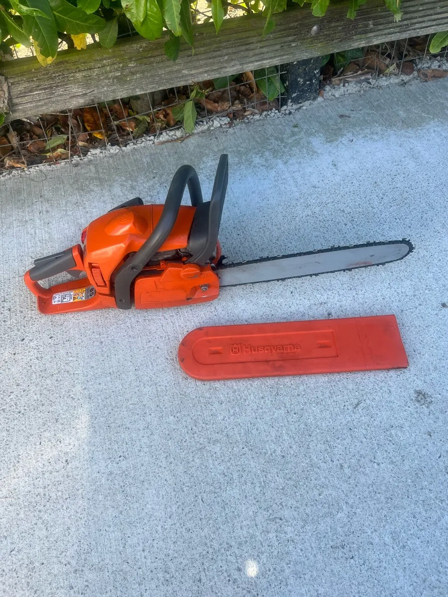Chainsaw - Image 1