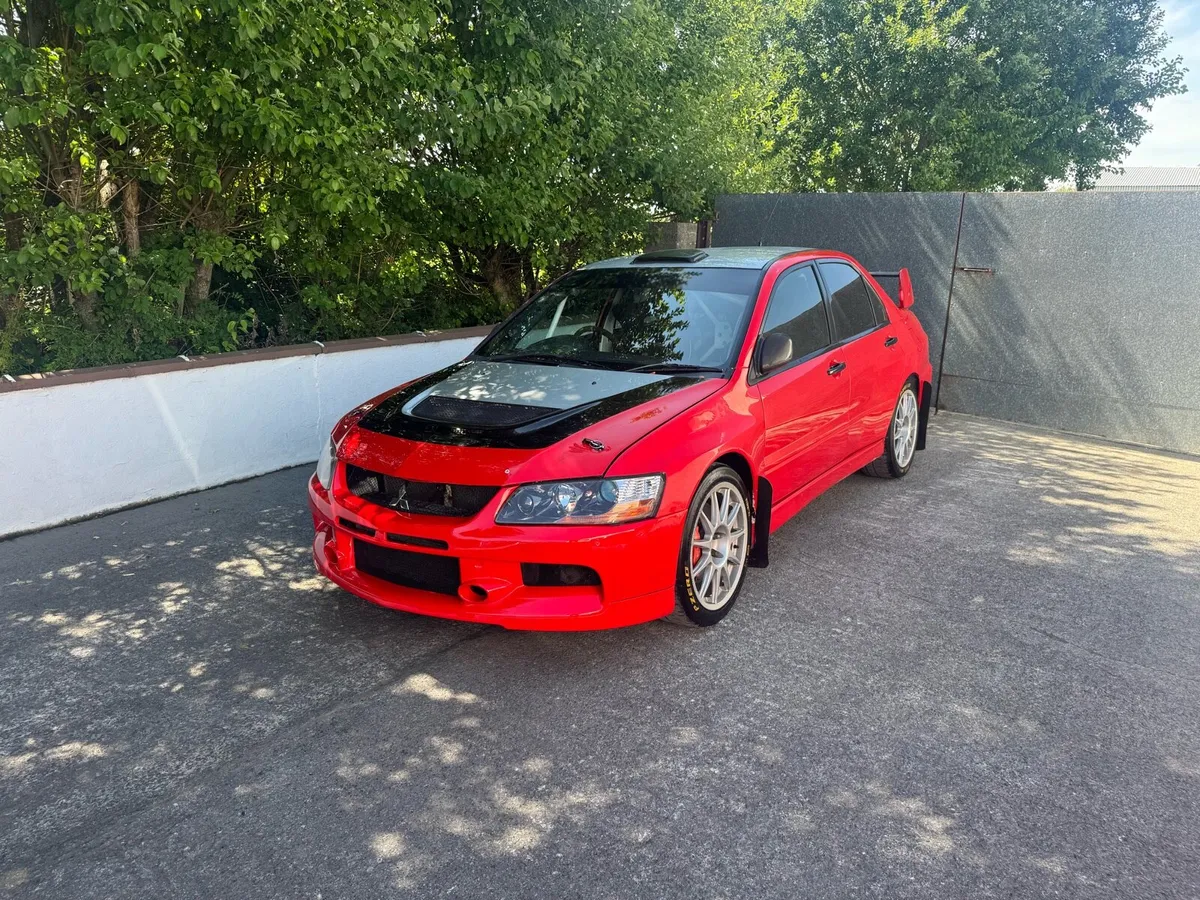 EVO 8 rally car - Image 1