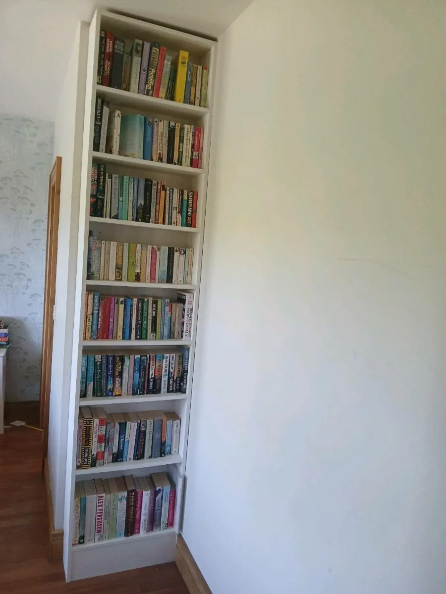 Book shelfes - Image 2