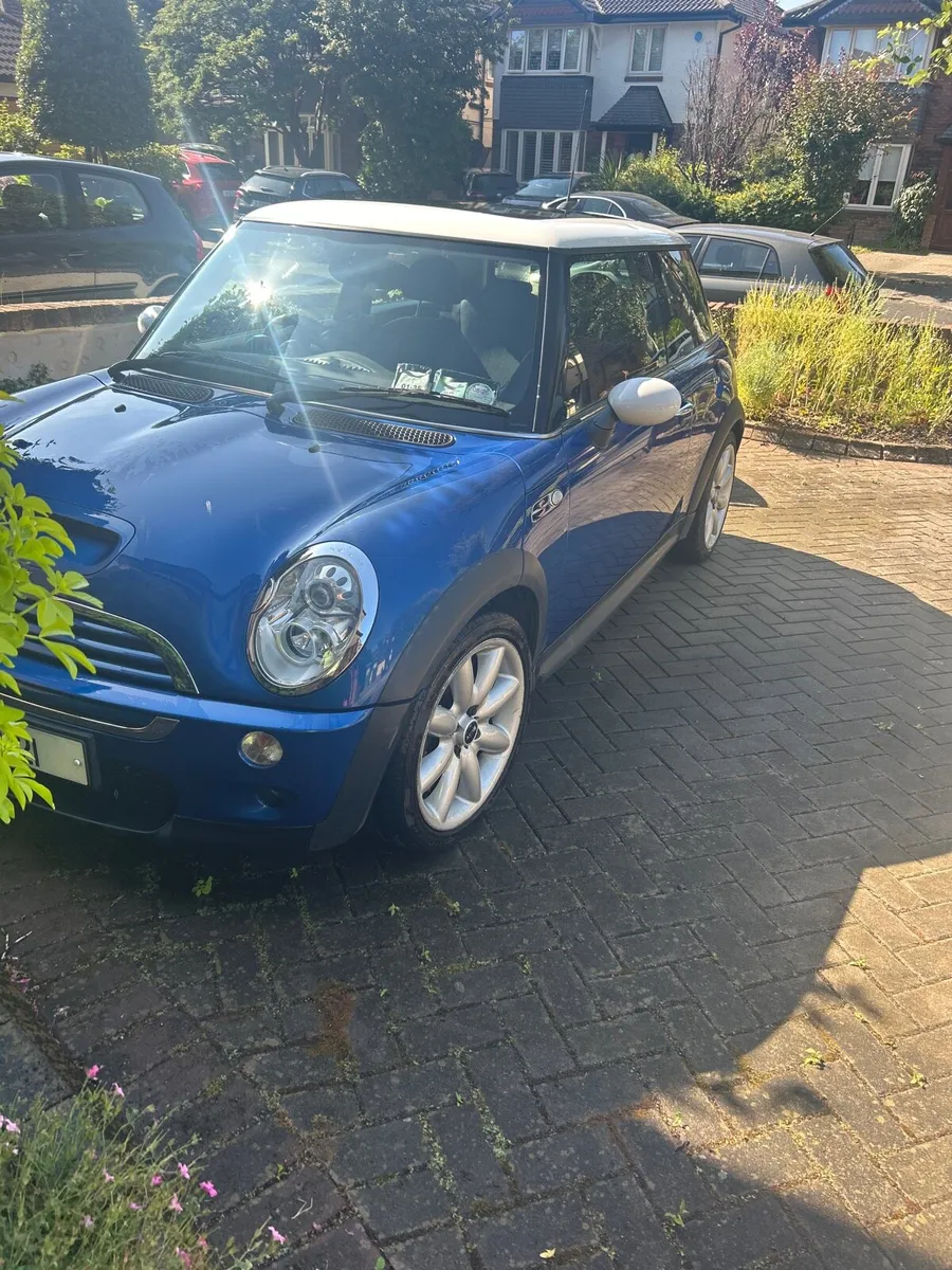 Car - Image 3