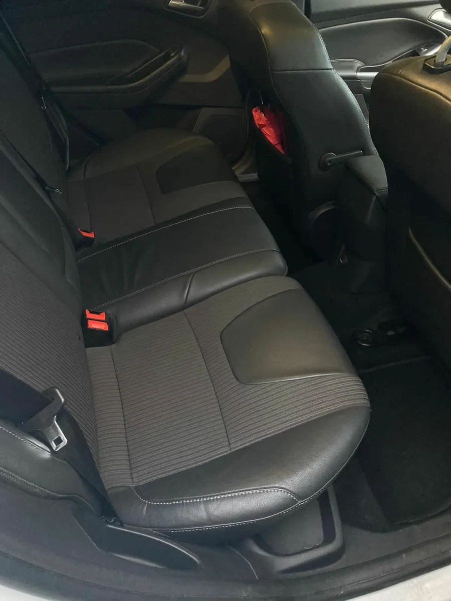 Ford Focus Titanium X - Image 4