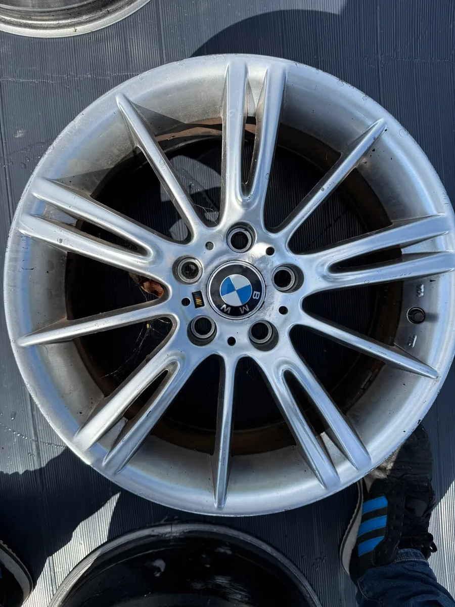 18" BMW M 193m Replica Alloy Wheels - Image 2