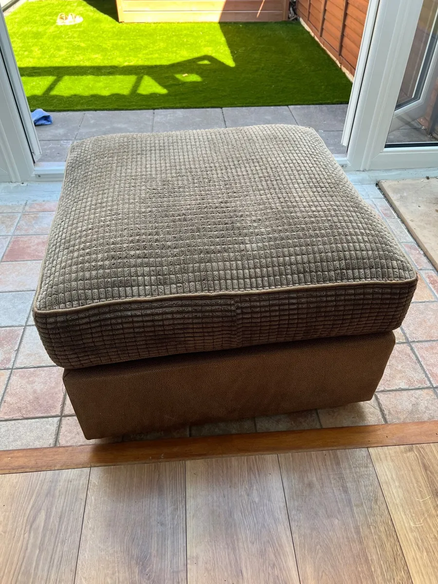 Corner Sofa and Pouf - Image 3