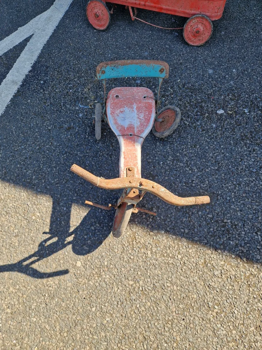 Vintage Triang Childs Pressed Steel Trike - Image 2
