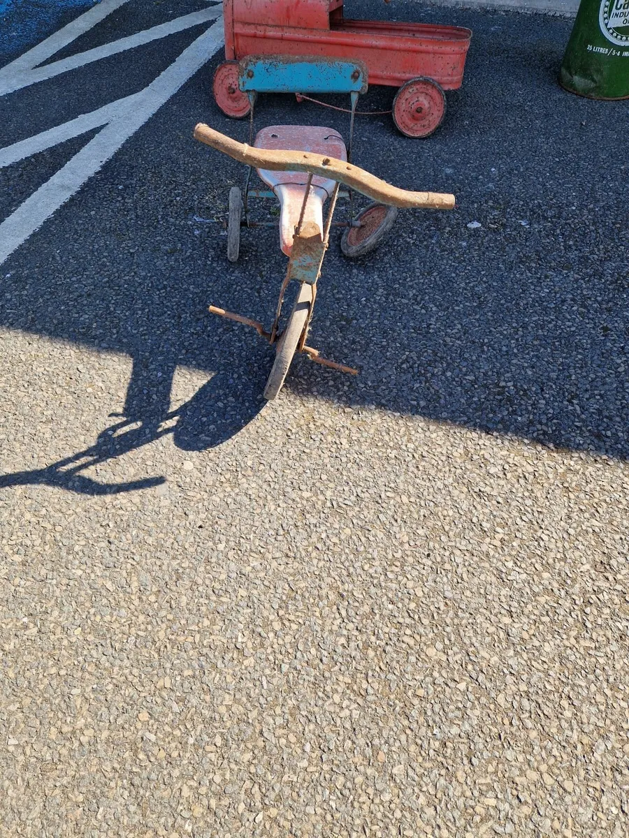 Vintage Triang Childs Pressed Steel Trike - Image 4