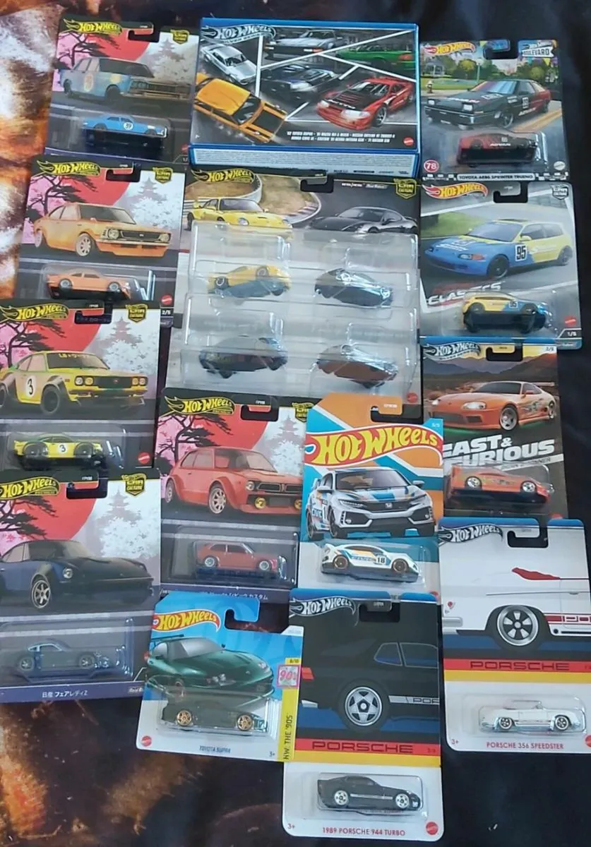 Hotwheels large collection - Image 3