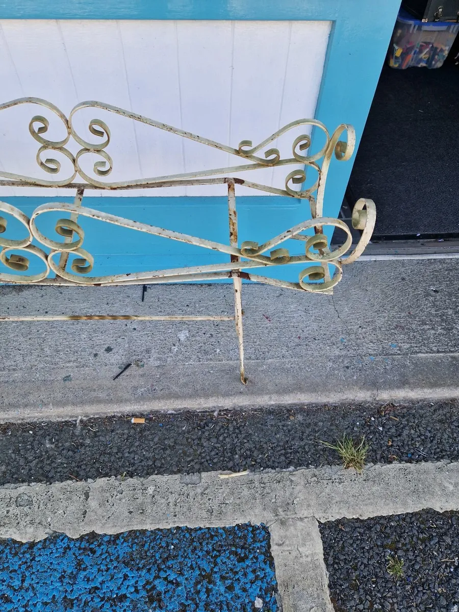 Vintage Retro Planter - Image 1
