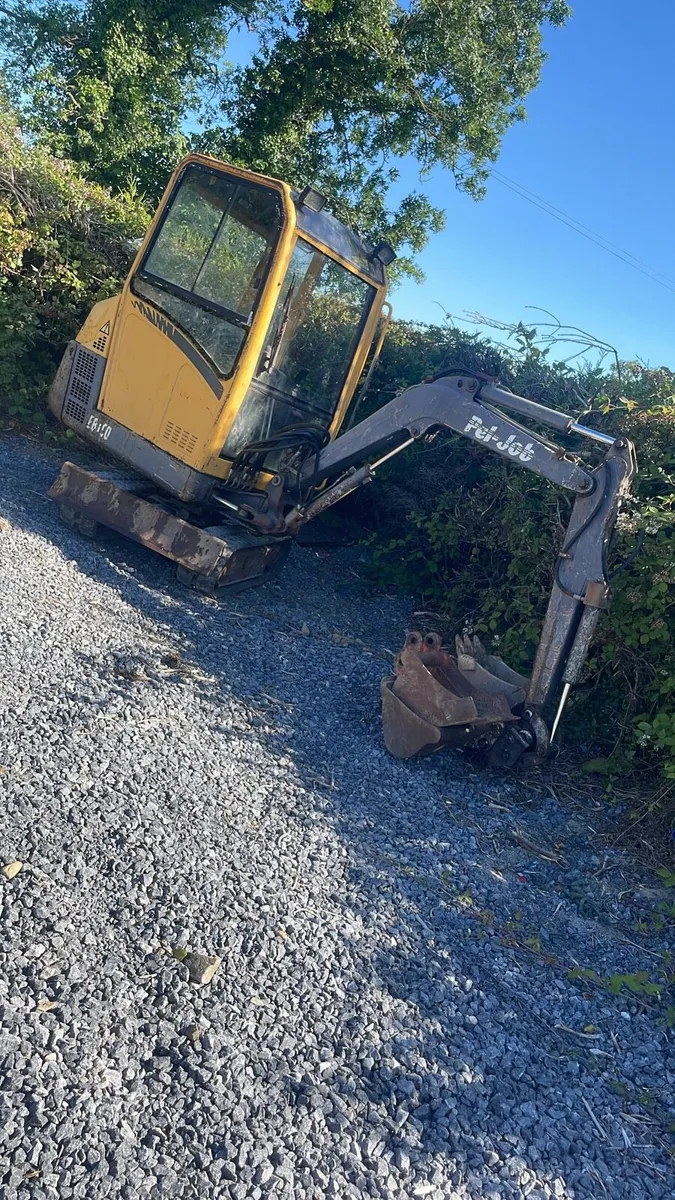 Volvo 1.7 ton digger - Image 2